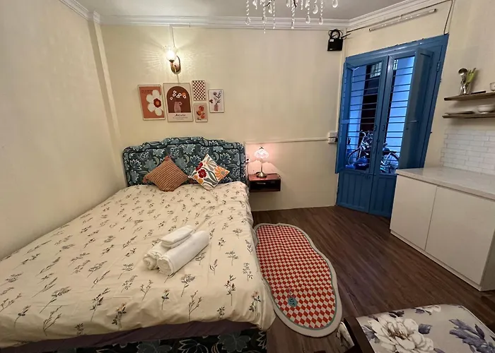 Sisan Home 2 Phong Ngu Hang Bong Hoan Kiem- 5P Ra Pho Di Bo